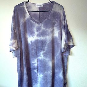✨5 for $10✨ Oversized tie-dye tunic top